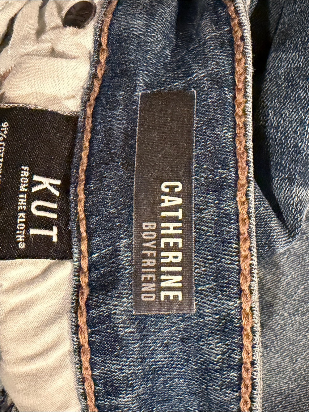 Kut from the Kloth Catherine Boyfriend Jeans in Light Blue Wash 14W - Picture 6 of 9